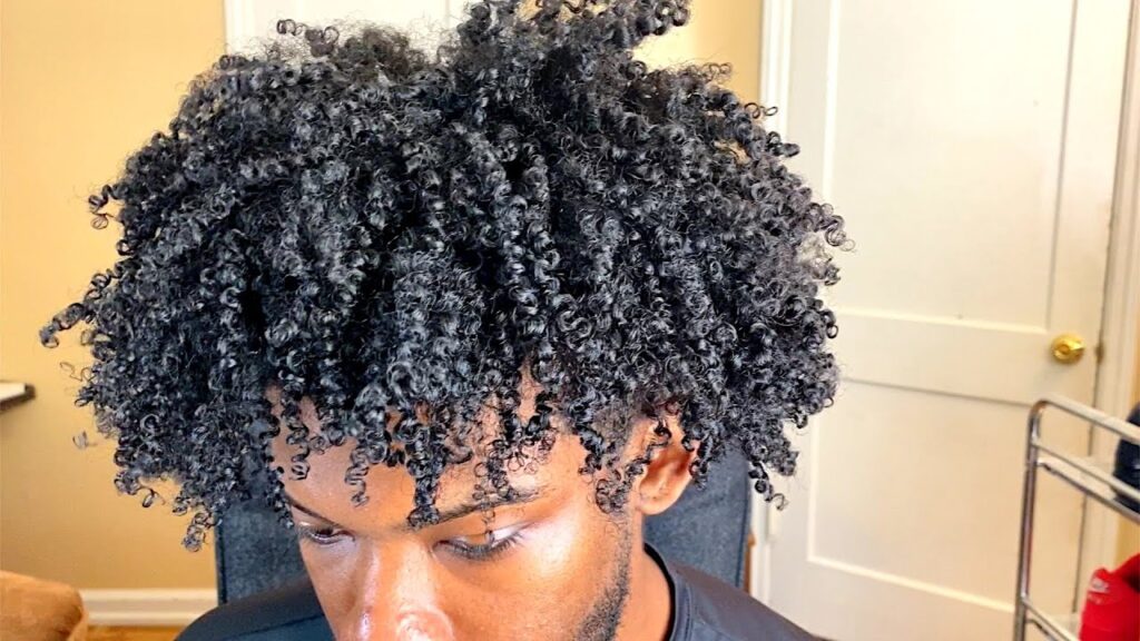 Deep Conditioning Benefits of Curly Hair for Black Men